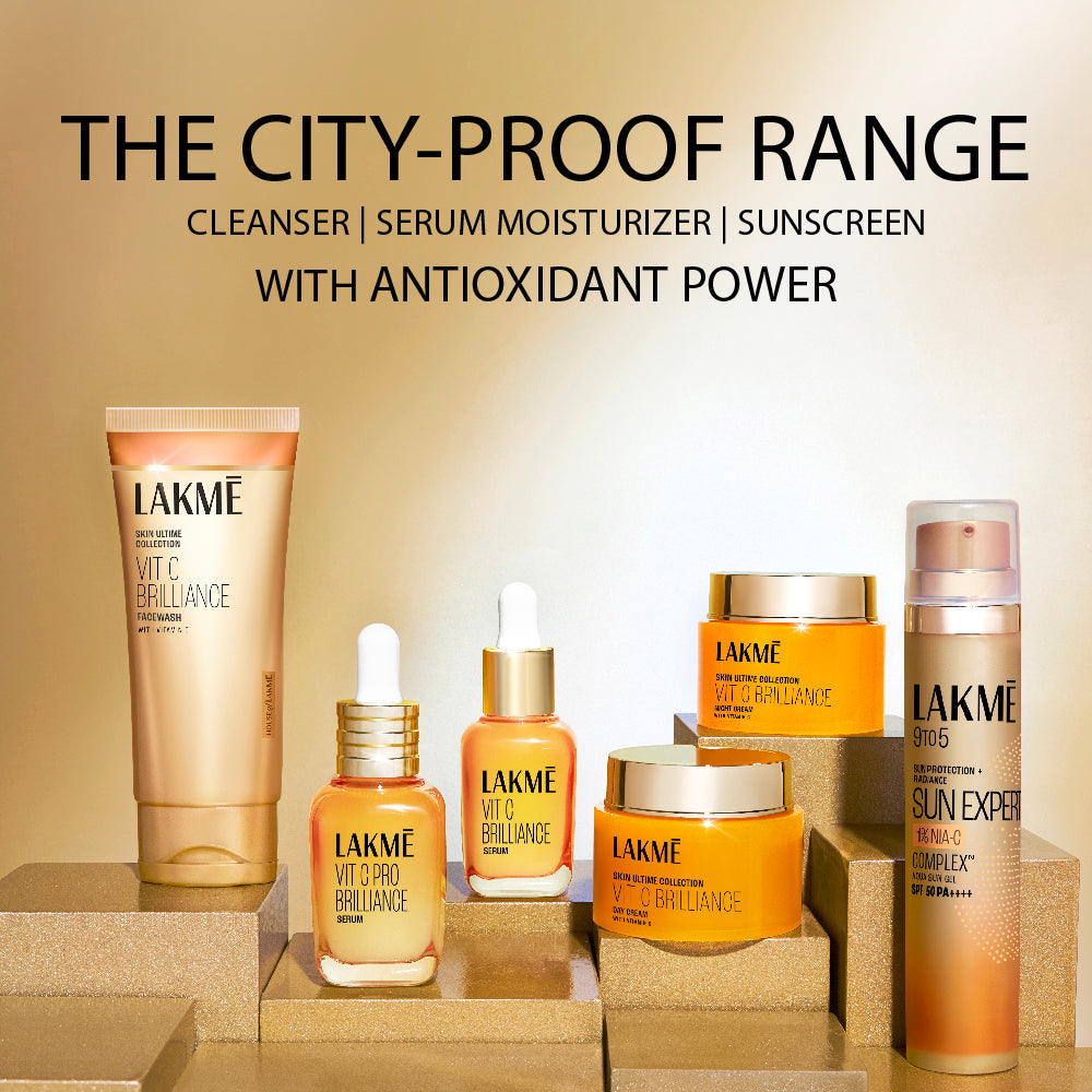 Lakmē Vitamin C Brilliance Scrub Vitamin C Exfoliation for brighter skin 50g face scrub