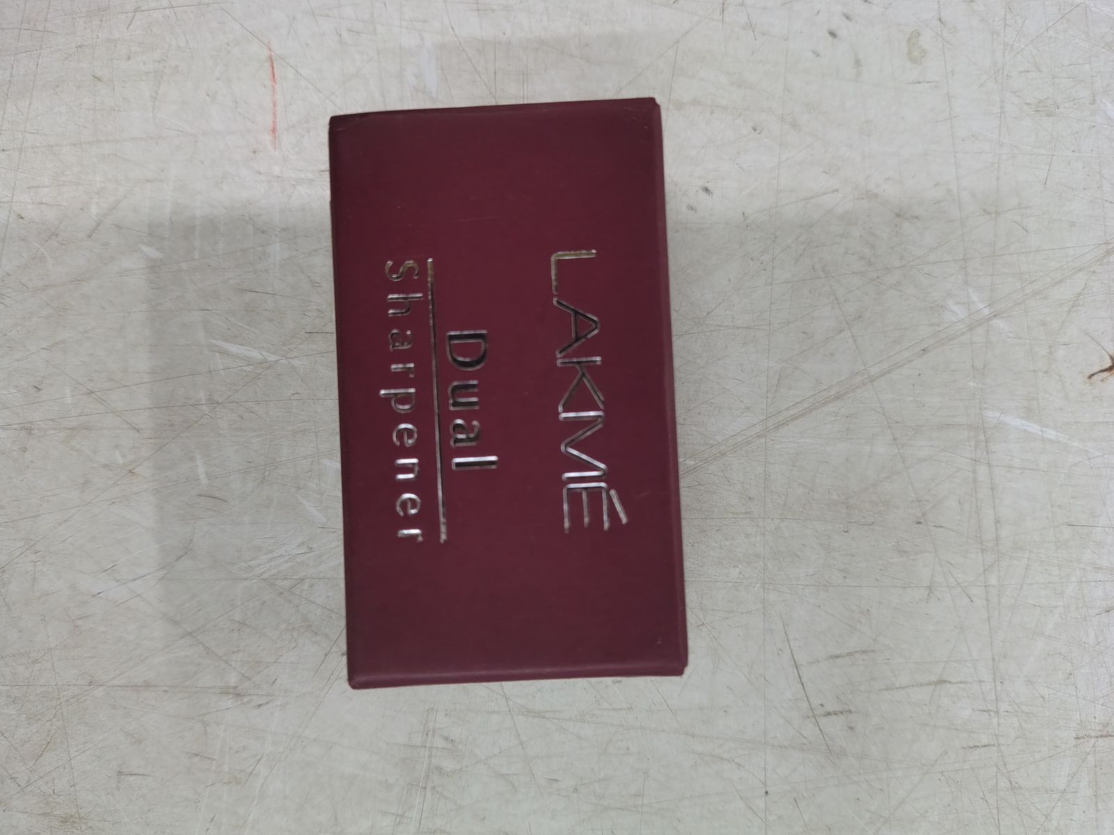 Lakmē Dual Sharpener