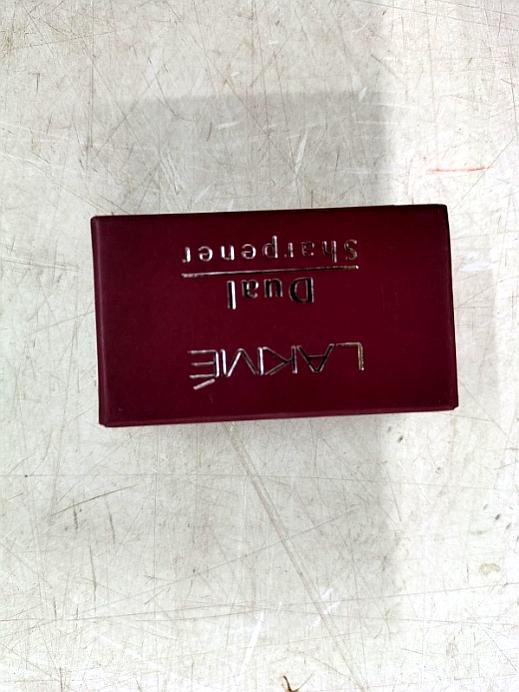 Lakmē Dual Sharpener