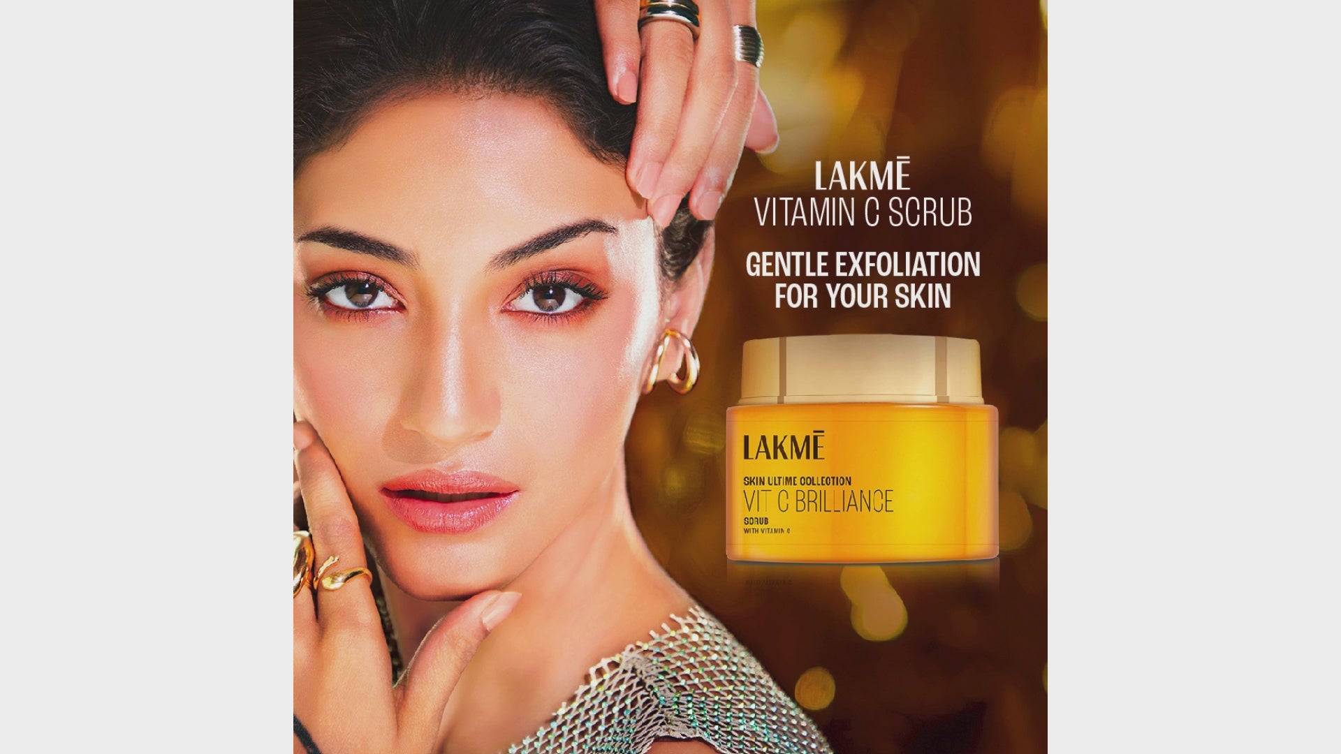Lakmē Vitamin C Brilliance Scrub Vitamin C Exfoliation for brighter skin 50g face scrub