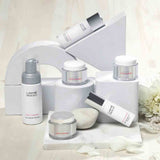 Lakmé Absolute Perfect Radiance Brightening Facial Foam