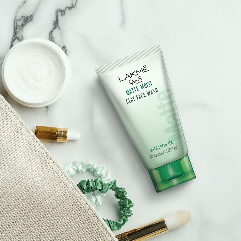 Lakmé 9to5 Matte Moist Clay Facewash, 50g